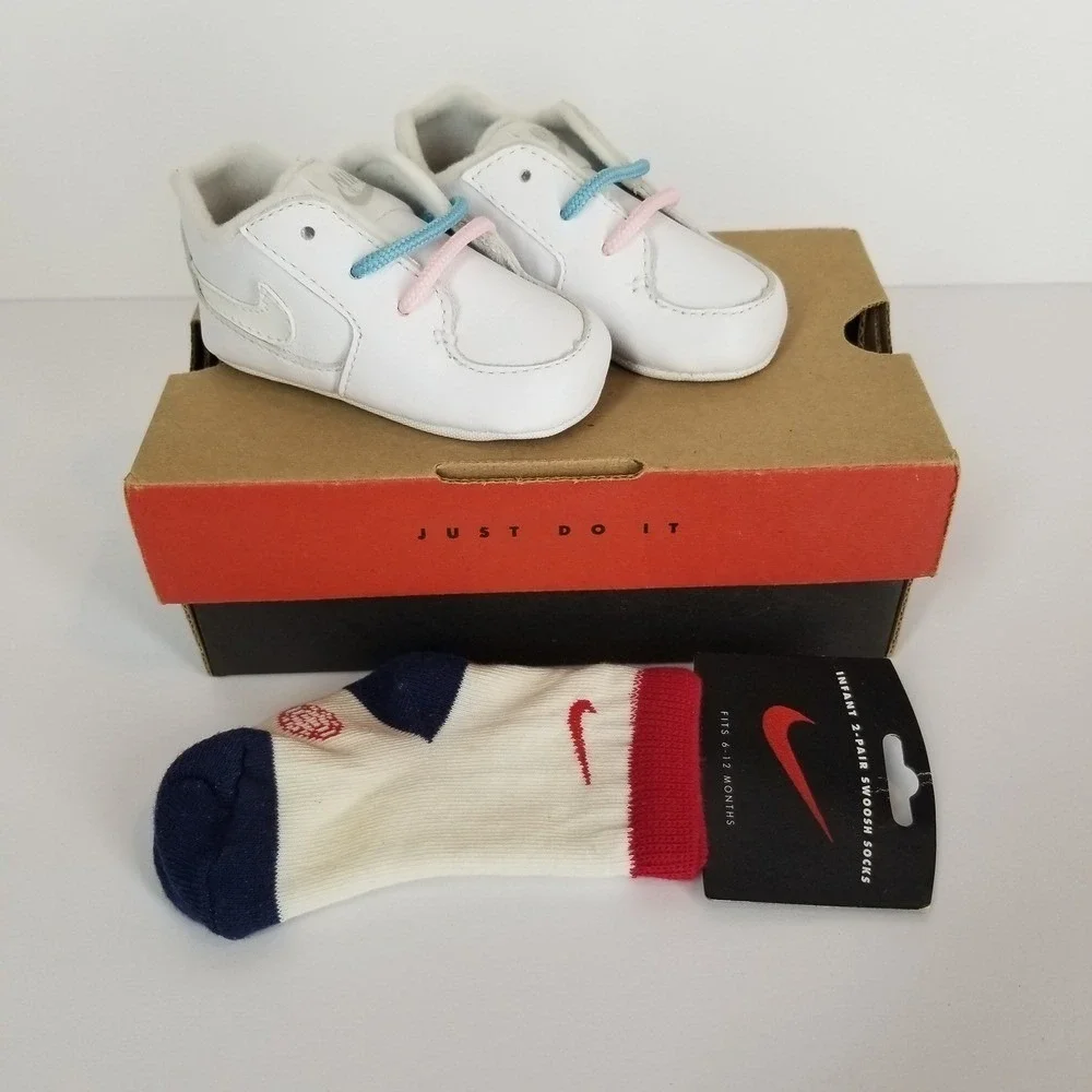 Nike Baby Crib Shoes White Leather Pink Blue Laces Infant Toddler‎ Vintage 90s